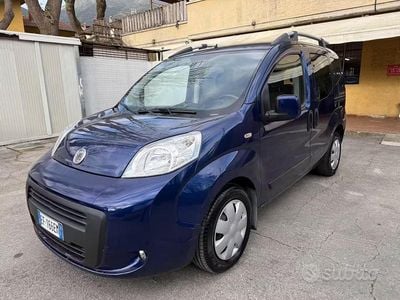 Begagnad Fiat Qubo Trekking 75 HK (55 kW) 2010 Blå Minibuss