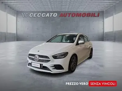 Usata Mercedes B200 Premium 150 CV (110 kW) 2019 Bianco Utilitaria