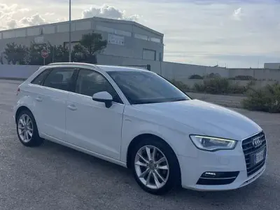 Usata Audi A3 Ambition 110 CV (80 kW) 2014 Bianco Berlina