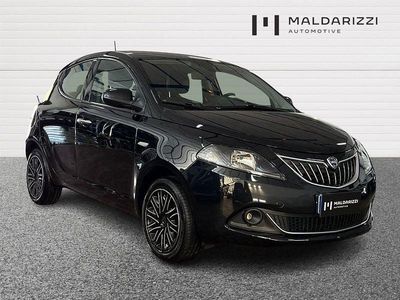 Usata Lancia Ypsilon Gold 69 CV (50 kW) 2022 Nero Utilitaria