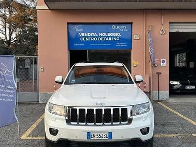 Usata Jeep Grand Cherokee Overland 241 CV (177 kW) 2012 Bianco SUV