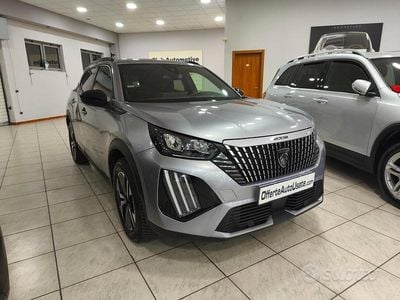 Usata Peugeot 2008 Allure 131 CV (96 kW) 2024 Grigio artense SUV