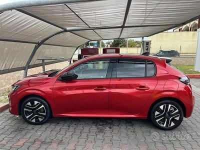 Usata Peugeot 208 2024 Rosso Utilitaria