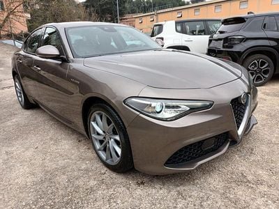 Usata Alfa Romeo Giulia Veloce 209 CV (153 kW) 2018 Gray Berlina