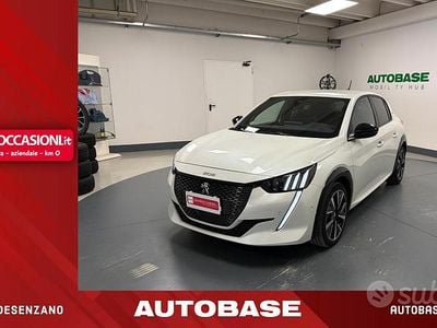 Usata Peugeot 208 GT 101 CV (74 kW) 2022 Bianco Utilitaria