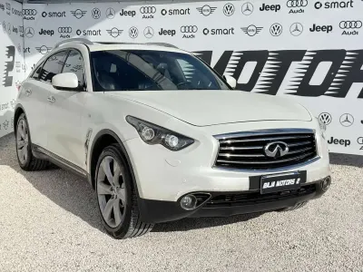 Usata Infiniti QX70 238 CV (175 kW) 2012 Bianco perlato SUV