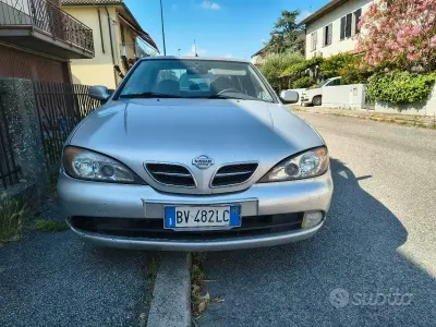 Usata Nissan Primera 114 CV (83 kW) 2001 Grigio Station wagon