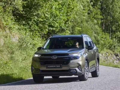 Usata Subaru Forester 136 CV (100 kW) 2024 Argento SUV