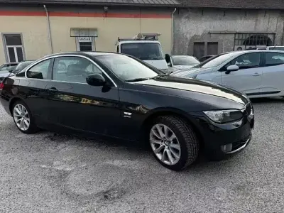 Usata BMW 330 M Sport 245 CV (180 kW) 2009 Nero Coupé