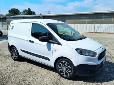 Usata Ford Transit Courier Trend 96 CV (70 kW) 2018 Bianco Furgone