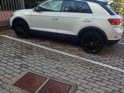 Usata VW T-Roc Sport 110 CV (80 kW) 2023 Bianco SUV