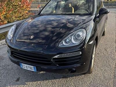 Usata Porsche Cayenne 299 CV (219 kW) 2011 Nero SUV