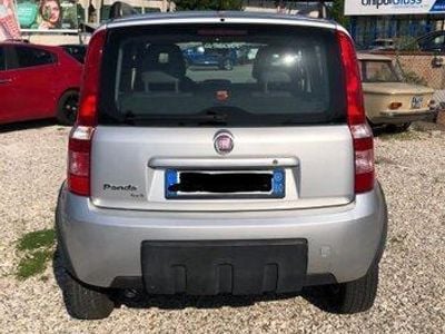 Usata Fiat Panda 4x4 Cross 74 CV (54 kW) 2011 Grigio Utilitaria