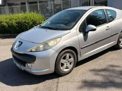 Usata Peugeot 207 95 CV (69 kW) 2009 Grigio Berlina