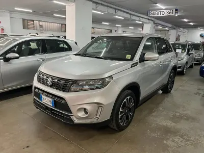 Usata Suzuki Vitara 129 CV (94 kW) 2023 Bianco SUV