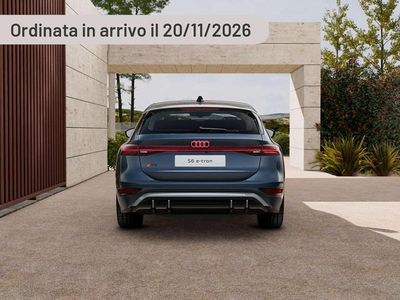 Nuova Audi e-tron 138 kW (188 CV) 2026 Argento SUV