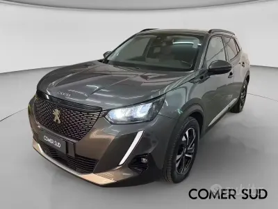 Usata Peugeot 2008 Allure 110 CV (80 kW) 2021 Grigio scuro SUV