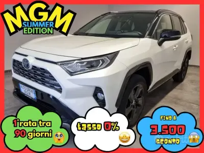 Usata Toyota RAV4 Hybrid Style 178 CV (130 kW) 2021 Bianco SUV