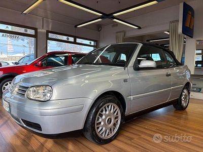 Usata VW Golf Cabriolet Highline 101 CV (74 kW) 2000 Grigio Cabrio