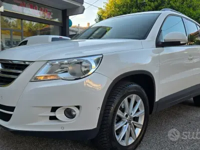 Usata VW Tiguan 160 CV (117 kW) 2011 Bianco SUV