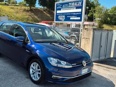 Usata VW Golf VIII Business 130 CV (95 kW) 2020 Blu Berlina
