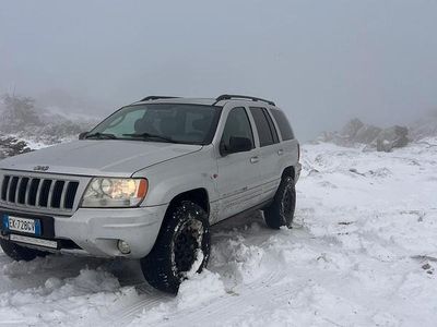 Usata Jeep Grand Cherokee 163 CV (119 kW) 2003 Grigio SUV