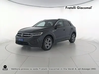 Käytetty VW T-Roc R-line 150 HP (110 kW) 2022 Musta Katumaasturi
