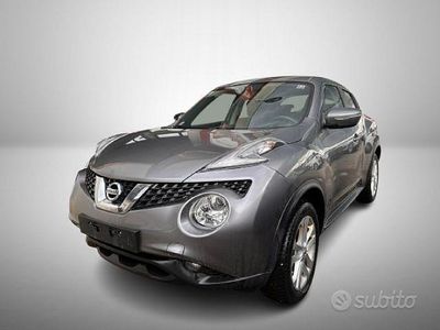 Usata Nissan Juke Acenta 116 CV (85 kW) 2015 Grigio metallizzato SUV