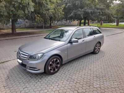 Usata Mercedes C200 136 CV (100 kW) 2011 Grigio Station wagon