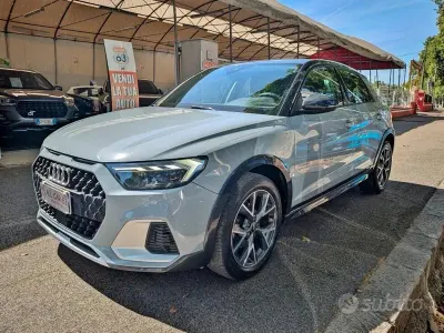 Usata Audi A1 110 CV (80 kW) 2021 Grigio SUV