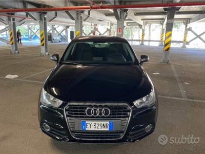 usata Audi A1 1.6 tdi 90cv neopatentati