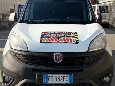 Usata Fiat Doblò 105 CV (77 kW) 2016 Bianco Monovolume