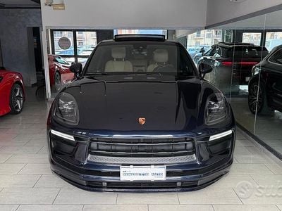 Usata Porsche Macan 265 CV (194 kW) 2021 Blu/azzurro SUV