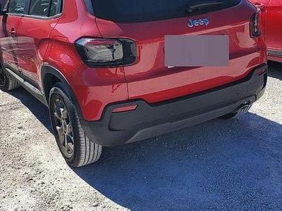 Usata Jeep Avenger 100 CV (73 kW) 2024 Rosso SUV