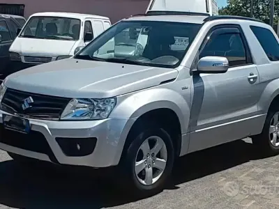 Usata Suzuki Grand Vitara 129 CV (94 kW) 2013 Grigio SUV