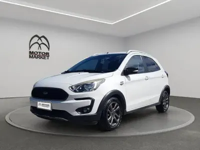 Begagnad Ford Ka Plus Ultimate 95 HK (69 kW) 2018 Vit Halvkombi
