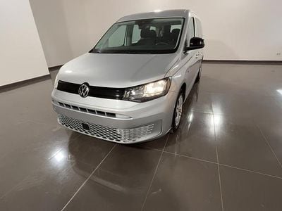 Usata VW Caddy Maxi 122 CV (89 kW) 2023 Argento reflex metallizzato Monovolume