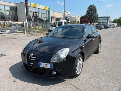 Usata Alfa Romeo Giulietta Distinctive 120 CV (88 kW) 2013 Nero Utilitaria