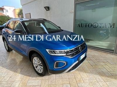 Usata VW T-Roc 110 CV (80 kW) 2022 Blu SUV
