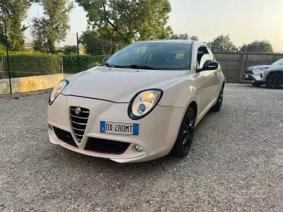 Usata Alfa Romeo MiTo Distinctive 79 CV (58 kW) 2009 Bianco Utilitaria
