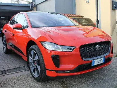 Usata Jaguar I-Pace 172 kW (234 CV) 2019 Photon red SUV