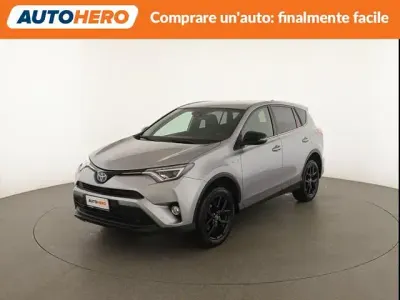 Usata Toyota RAV4 Hybrid 197 CV (144 kW) 2018 Argento SUV