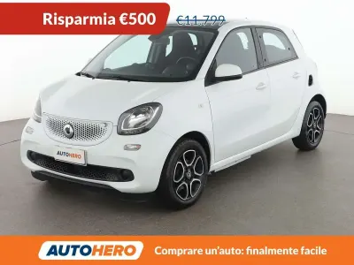Usata Smart ForFour Electric Drive Passion 60 kW (82 CV) 2019 Bianco Utilitaria