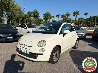 Usata Fiat 500 Lounge 69 CV (50 kW) 2010 Bianco Utilitaria