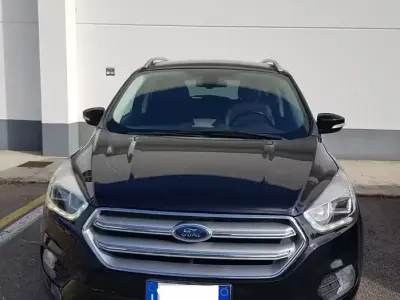 Usata Ford Kuga 120 CV (88 kW) 2018 SUV