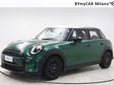 Begagnad Mini Cooper 136 HK (100 kW) 2024 Grön Halvkombi