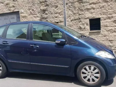 Usata Mercedes A150 Elegance 95 CV (69 kW) 2008 Blu/azzurro Monovolume