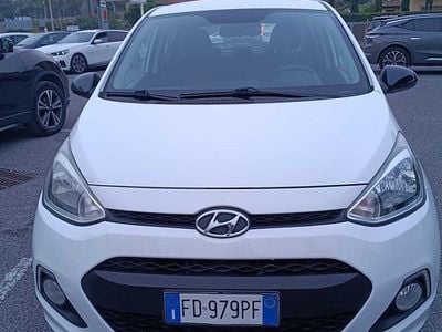 Usata Hyundai i10 Edition 65 CV (47 kW) 2016 Bianco Utilitaria