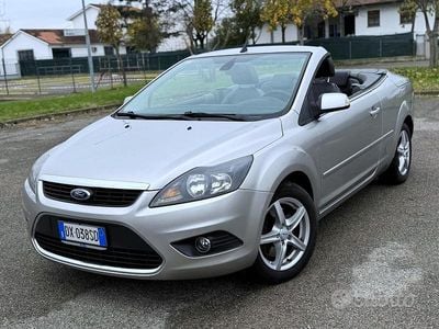 Usata Ford Focus Cabriolet 136 CV (100 kW) 2009 Grigio Cabrio