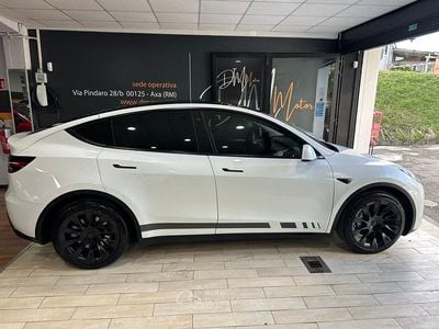 Usata Tesla Model Y Long Range AWD 189 kW (258 CV) 2023 Bianco SUV